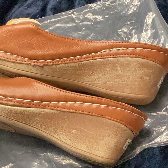 PAOTMBU - Brown Rose Appliqué Wedge Slide - size 7 (38) - new - Picture 9 of 11